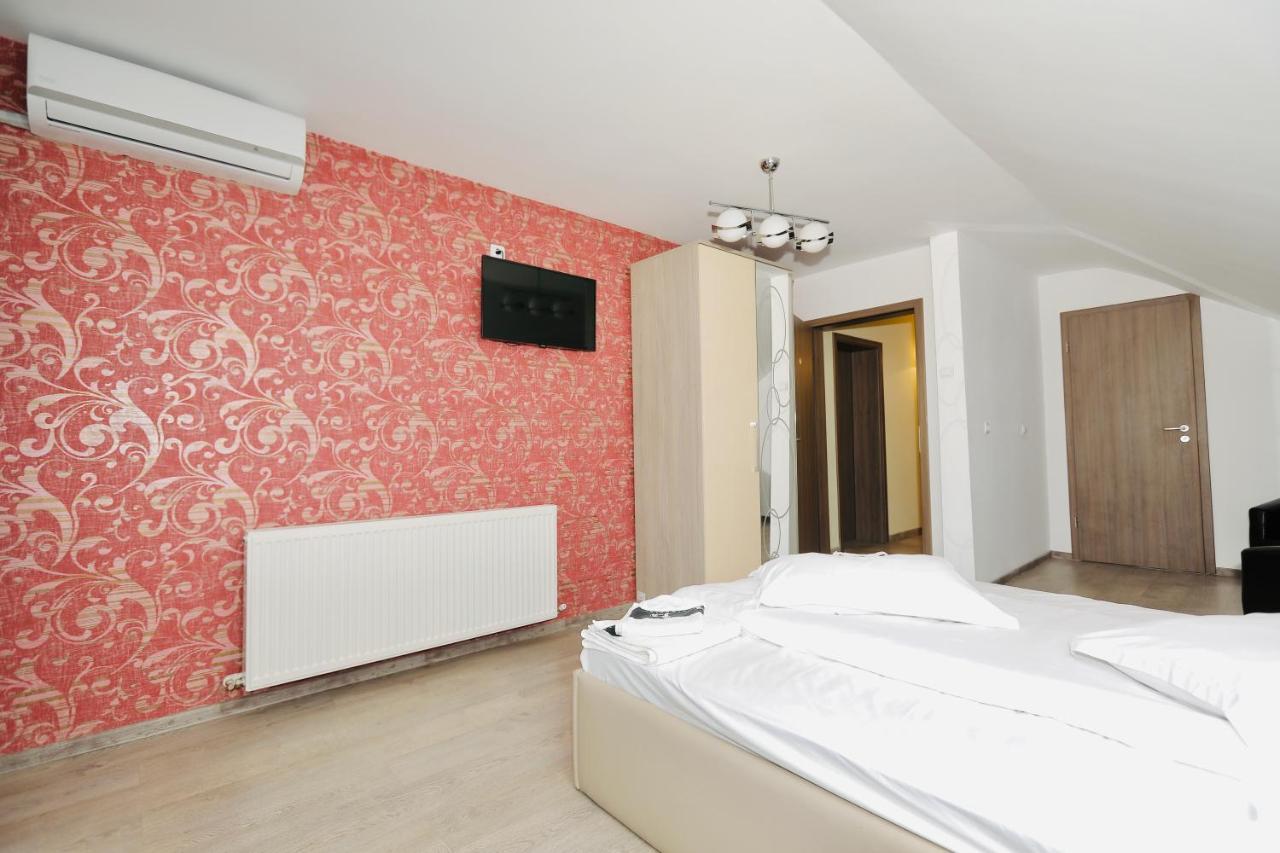 Casa Golopenta Hotel Байле Херкулане Екстериор снимка