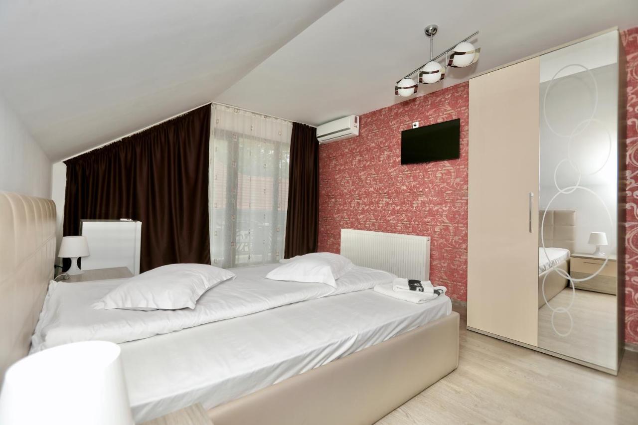Casa Golopenta Hotel Байле Херкулане Екстериор снимка